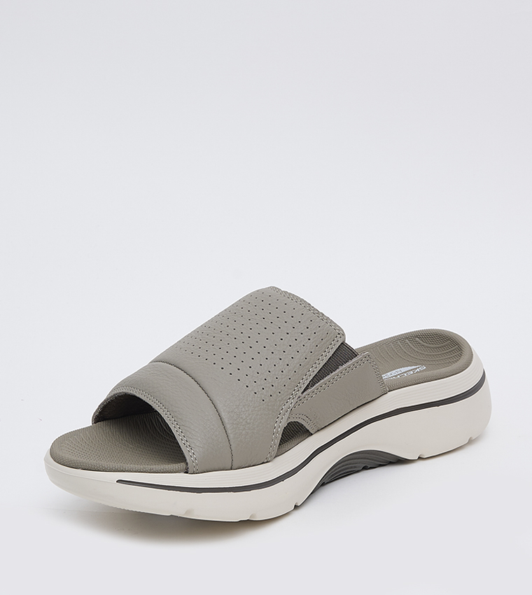 Go Walk Arch Fit 2.0 Textured Comfort Sandals
