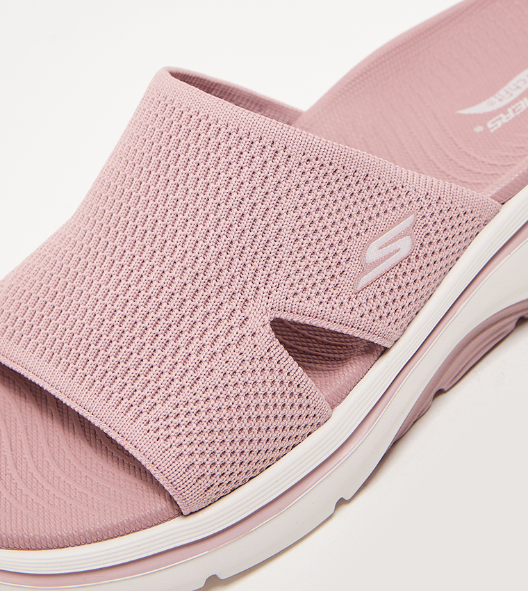 GO WALK ARCH FIT 2.0 Sandals