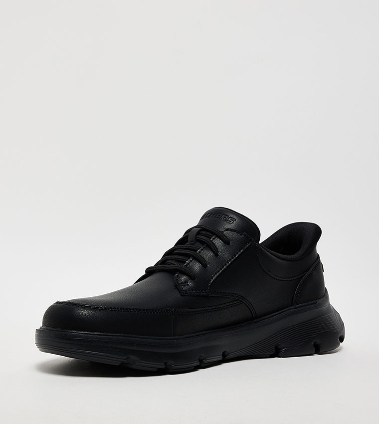 ARCH FIT GARZA Walking Shoes