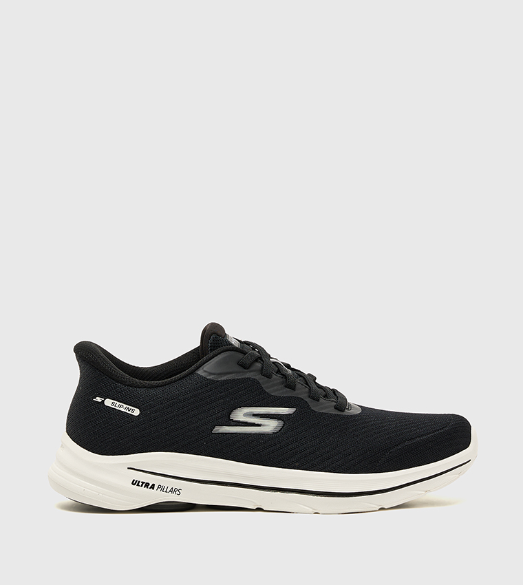 GO WALK 8 Running Shoes