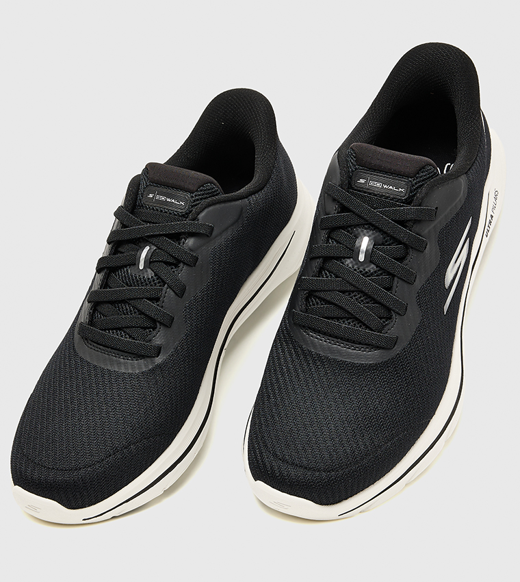 GO WALK 8 Running Shoes