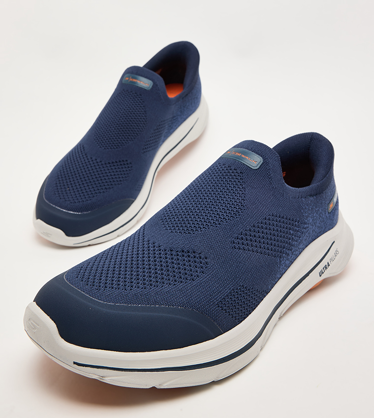 GO WALK 8 Slip-On Shoes