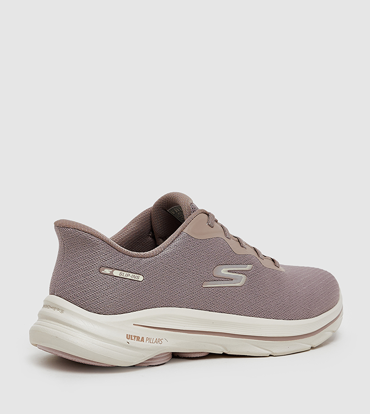 GO WALK 8 Lace-Up Shoes