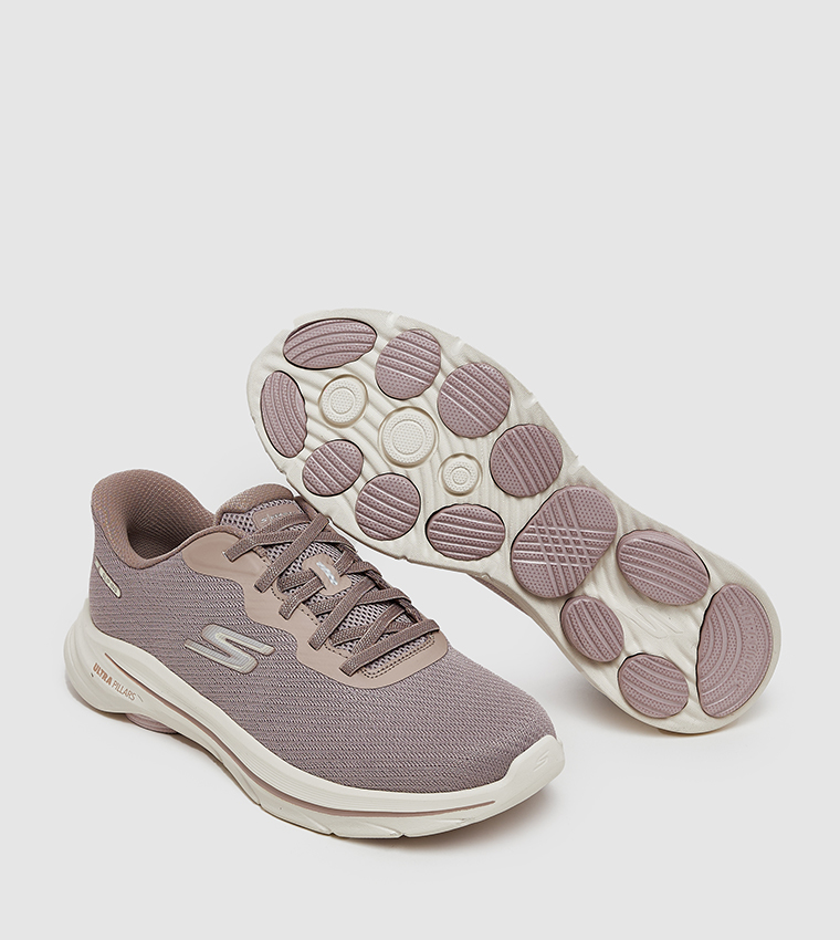 GO WALK 8 Lace-Up Shoes