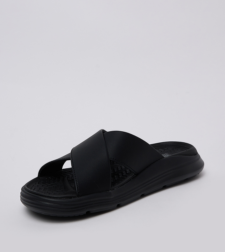 PROVEN SD Criss-Cross Casual Sandals