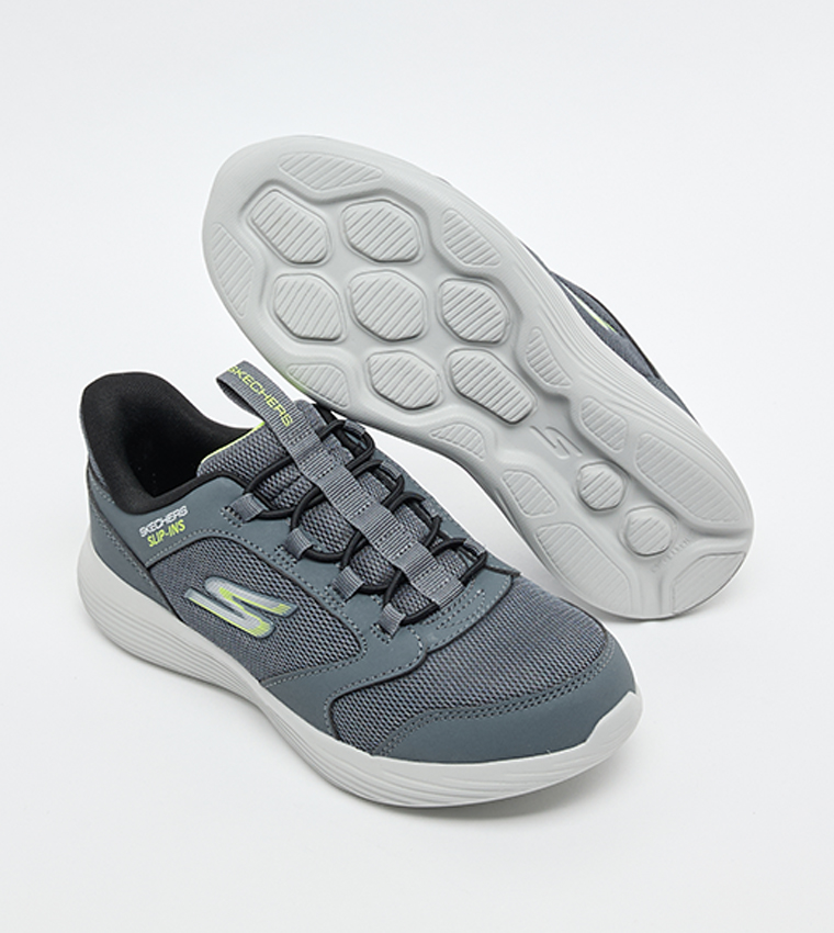GO RUN 400 V2 Logo Printed Shoes