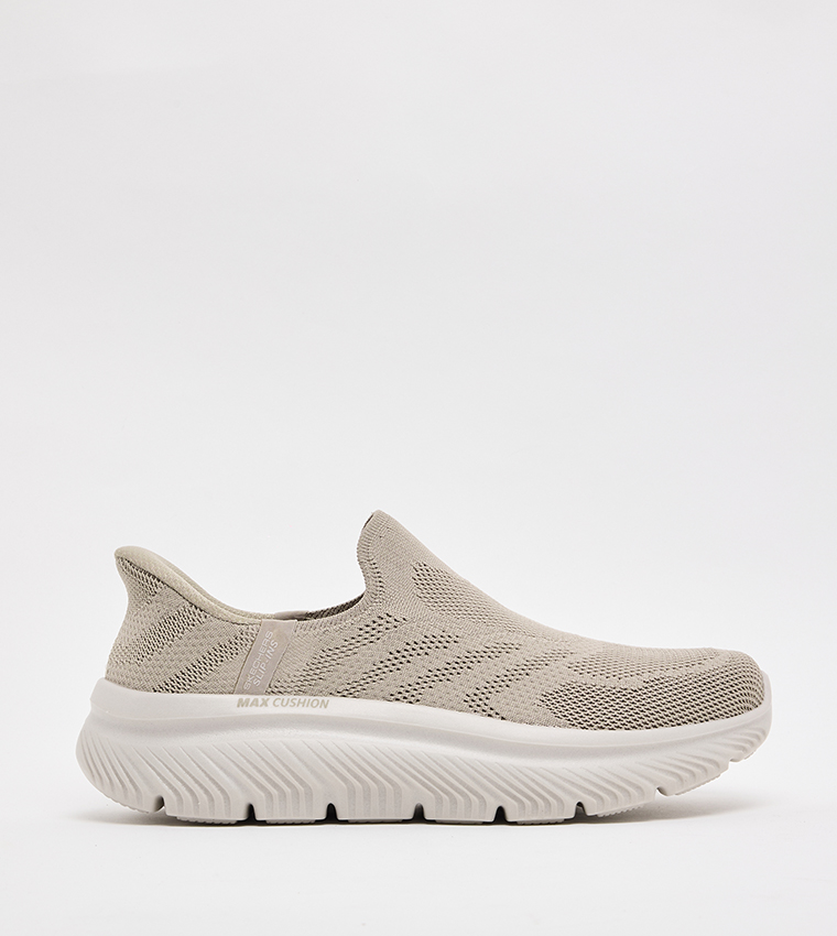 GO WALK MAX CUSHIONING HYPER BURST Shoes