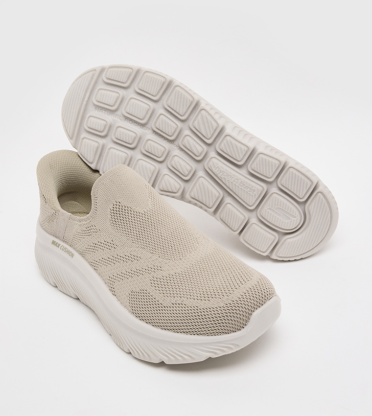 GO WALK MAX CUSHIONING HYPER BURST Shoes