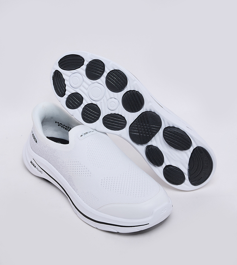 GO WALK 8 Slip-On Shoes