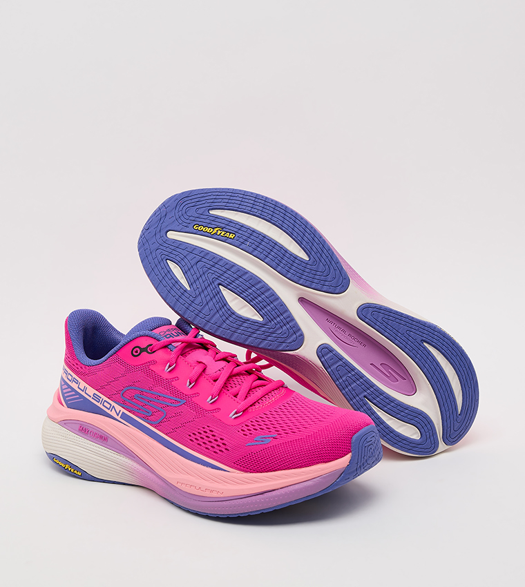 MAX CUSHIONING PROPULSION Running Shoes