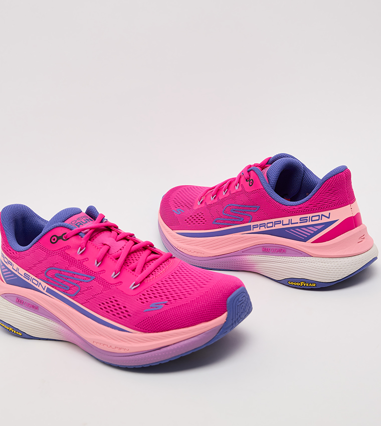 MAX CUSHIONING PROPULSION Running Shoes