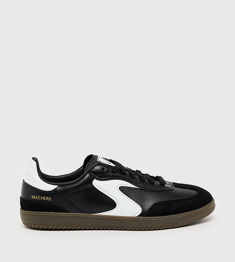 سنيكرز هوتشوت برباط 