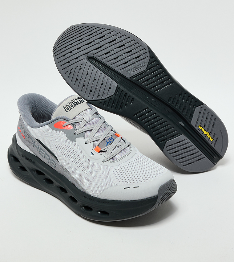MAX CUSHIONING GLIDE-STEP Running Shoes