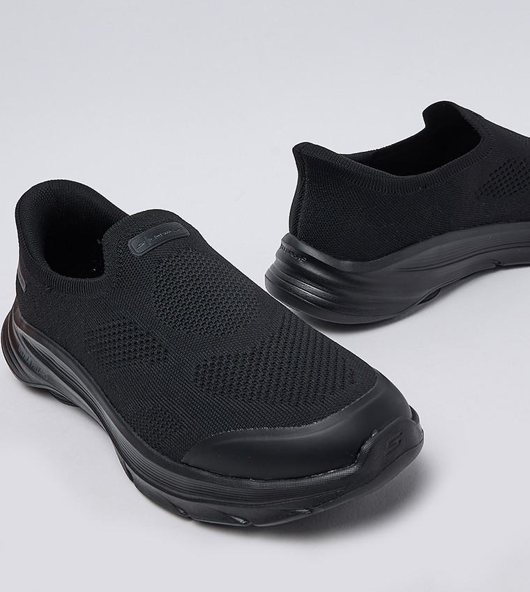GO WALK 8 Slip-On Shoes