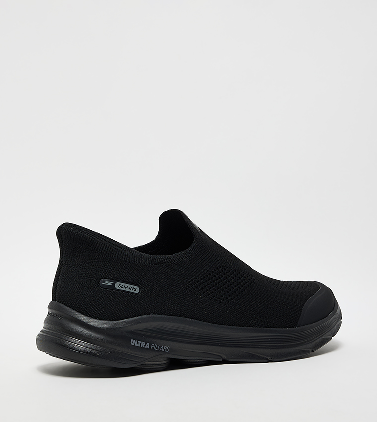 GO WALK 8 Slip-On Shoes