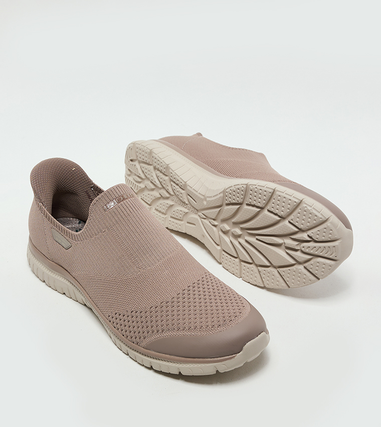 VIRTUE Slip-On Casual Shoes