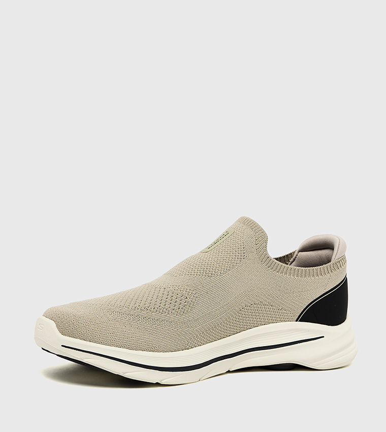 GO WALK 8 Slip-On Shoes