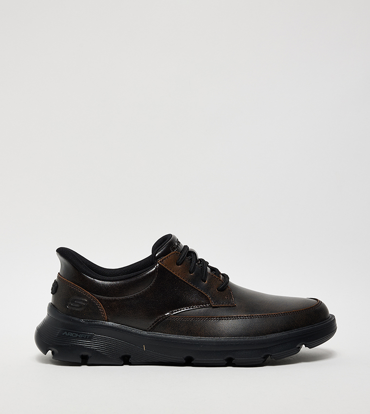 ARCH FIT GARZA Walking Shoes