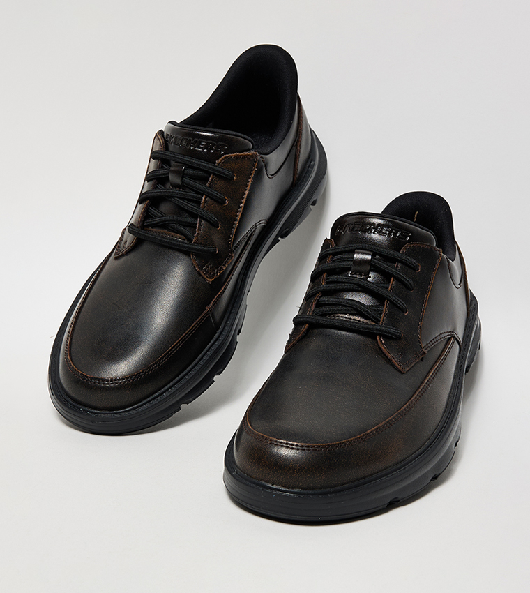 ARCH FIT GARZA Walking Shoes