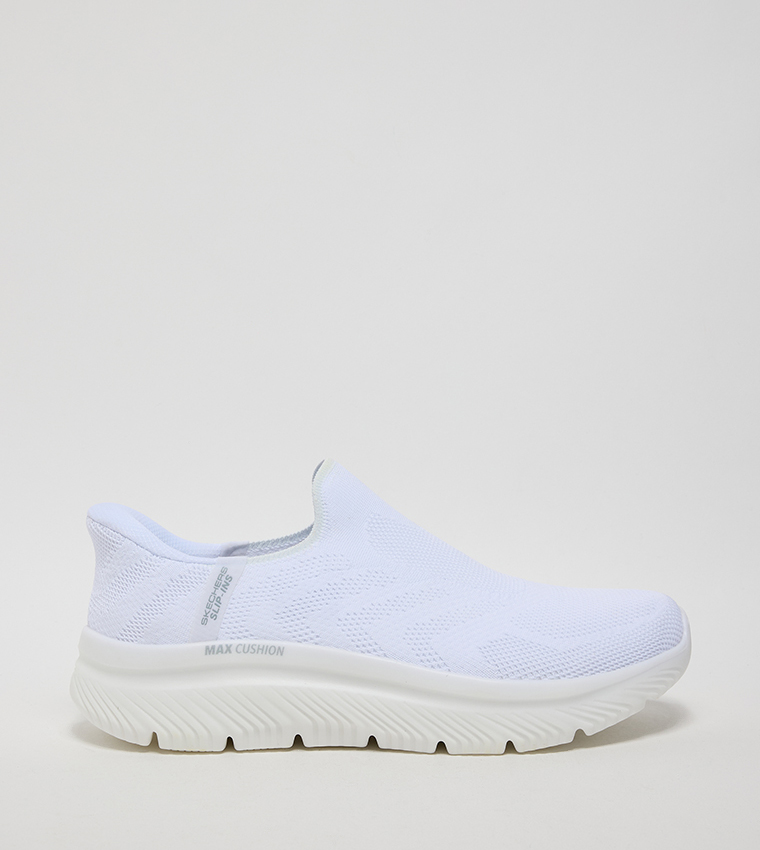 GO WALK MAX CUSHIONING HYPER BURST Shoes
