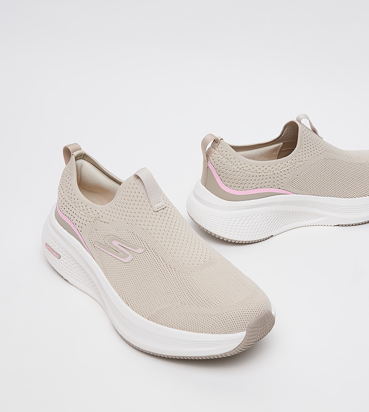 GO RUN ELEVATE 2.0 - CADENA Slip-On Shoes