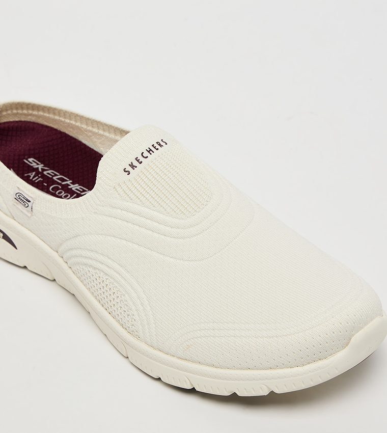 ARCH FIT REFINE 2.0 Mule Shoes