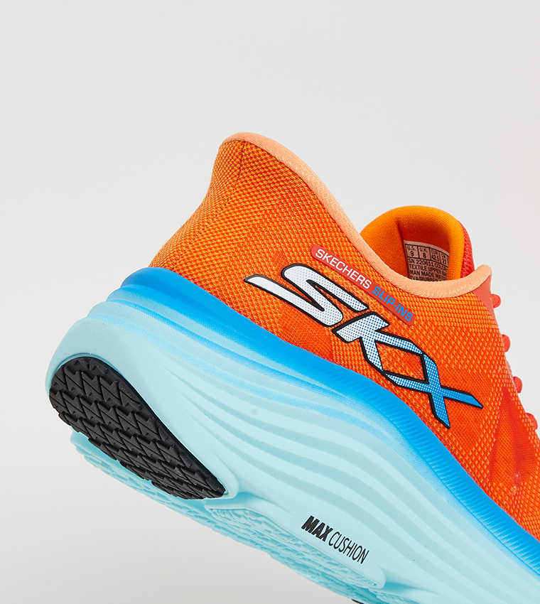 MAX CUSHIONING ENDEAVOUR Runner Sneakers