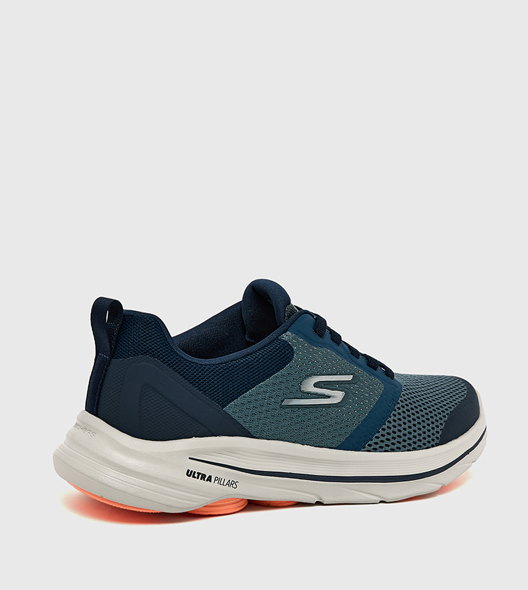 GO WALK 8 Running Shoes