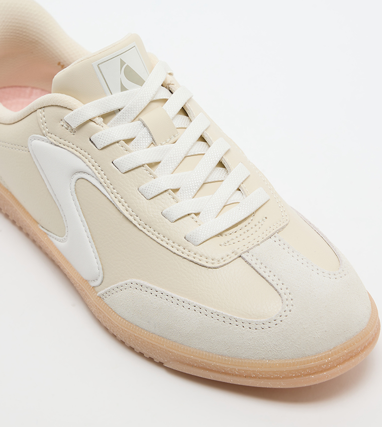 HOTSHOT Lace-Up Sneakers