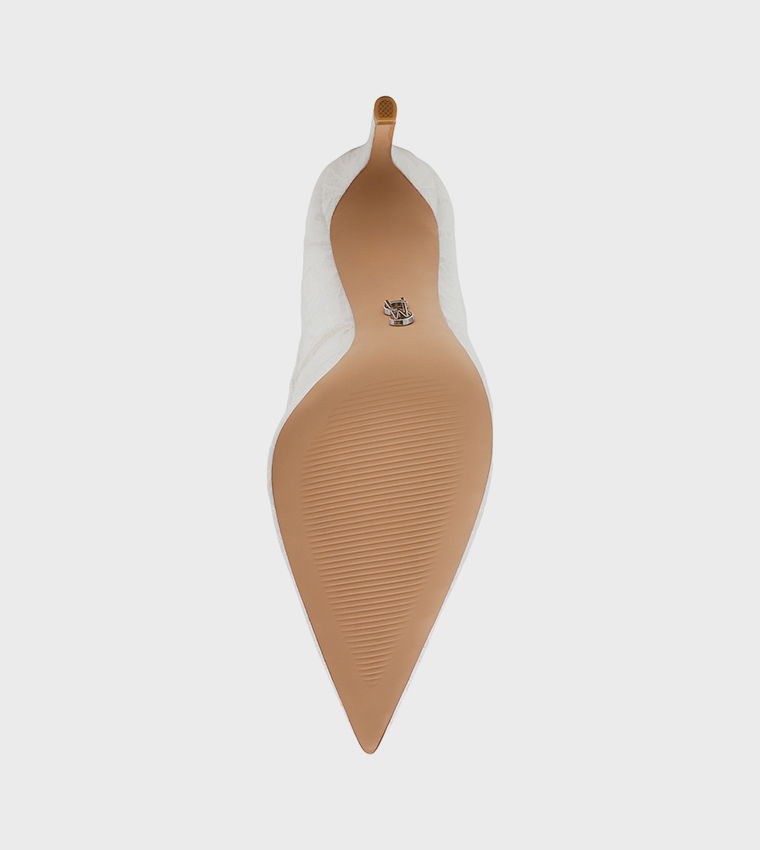 THRIVE-LM Lace-Trim Pumps