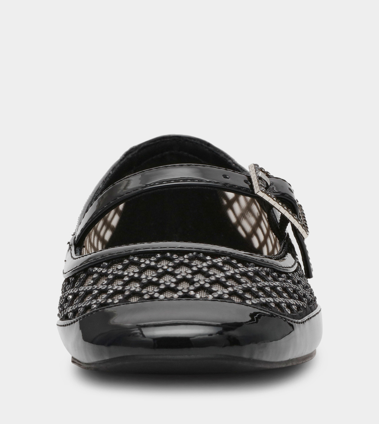 حذاء ماري جين