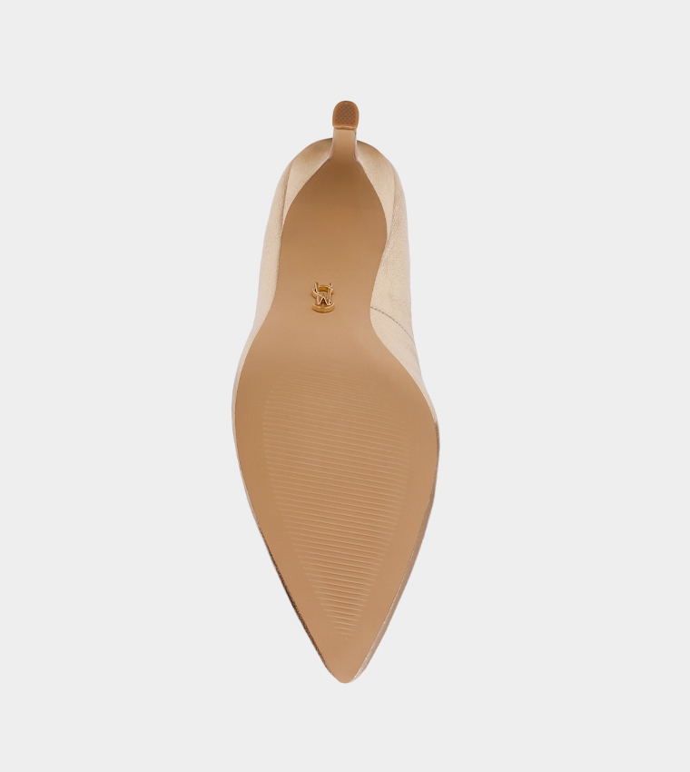 SECURED Pointed Toe Pumps