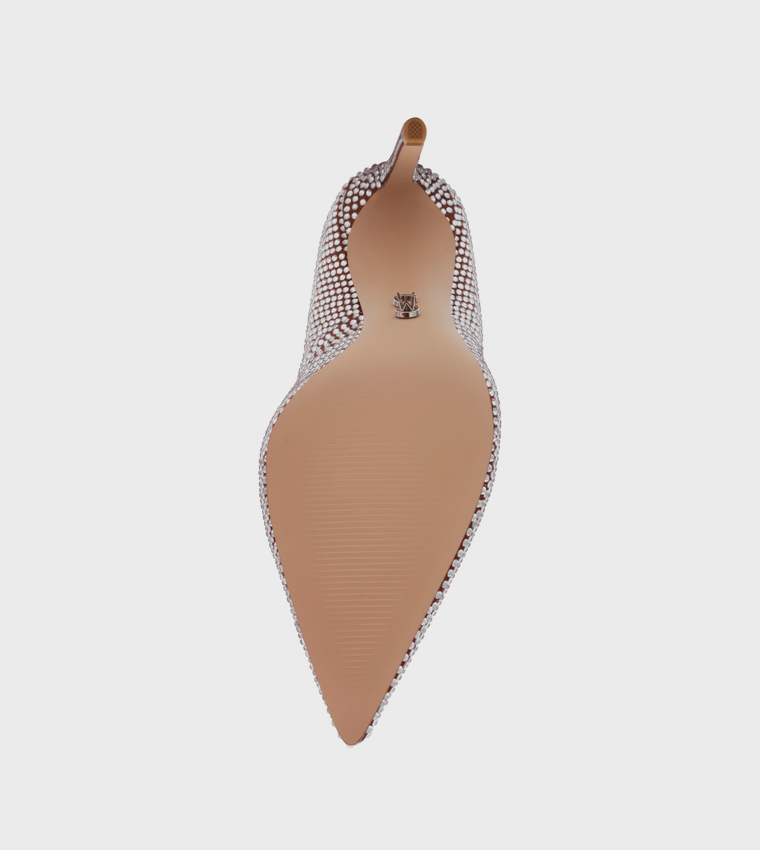 حذاء كعب بمقدمة مدببة 