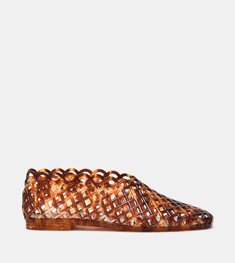 GROVE Cut-Out Flat Shoes