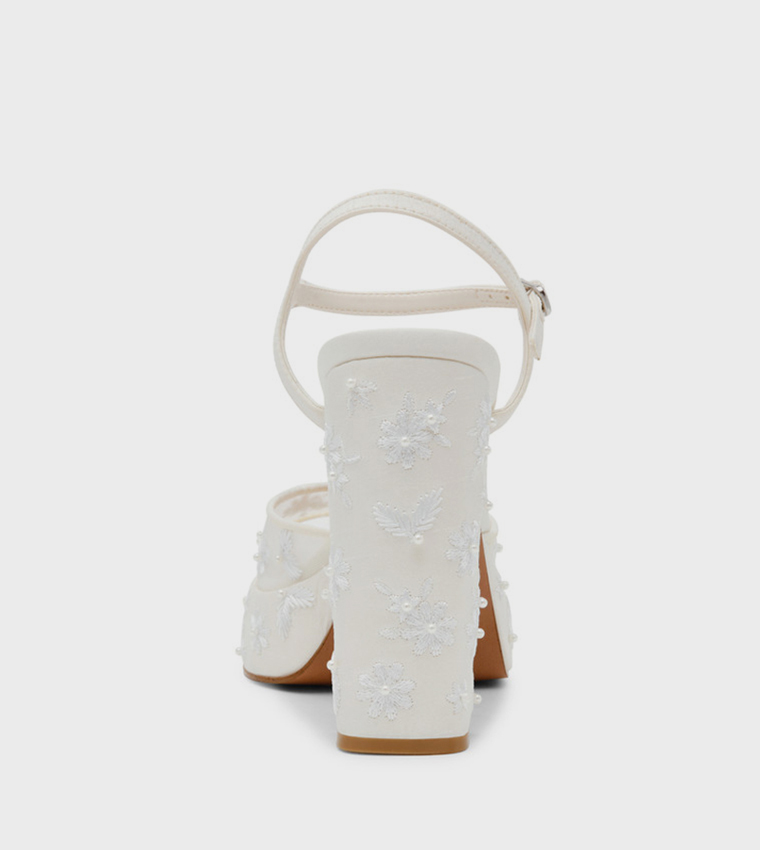 LIANDRA Embroidered Platform Heel Sandals