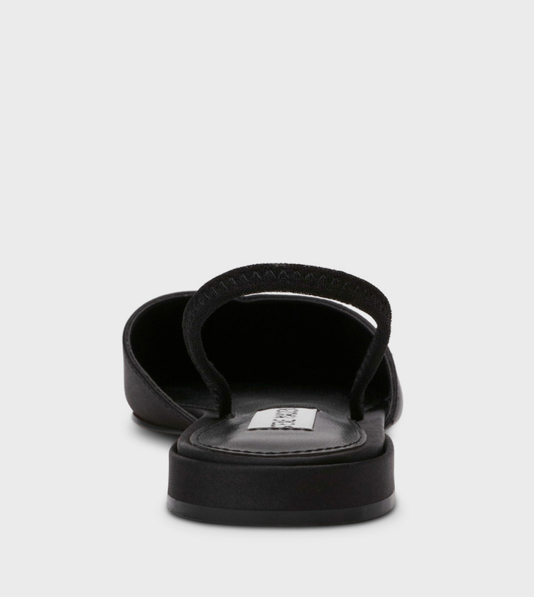 صندل فلات بحزام خلفي ومقدمة مدببة