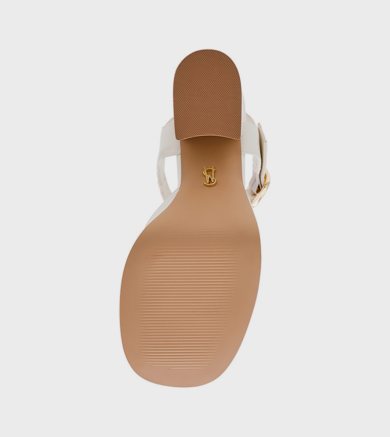 صندل كعب بلاتفورم لامع 