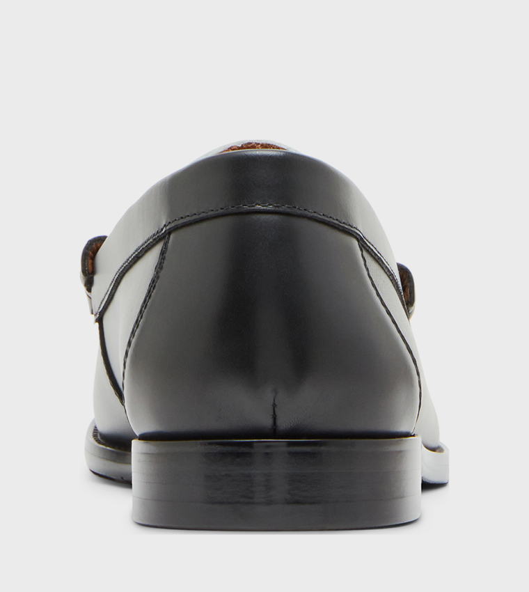 ABBELL Slip-On Loafers