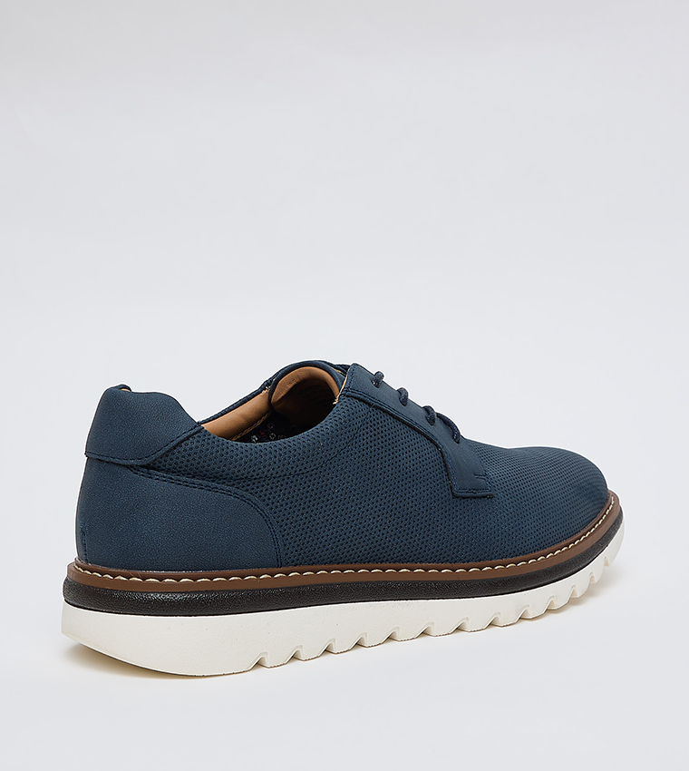 SANDERS Textured Lace-Up Casual Shoes
