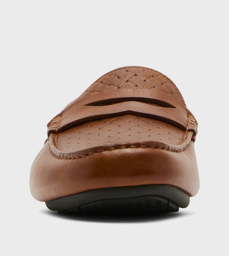 KRISTON Textured Round Toe Loafers