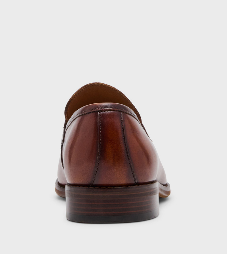 TREASURE Slip-On Formal Shoes