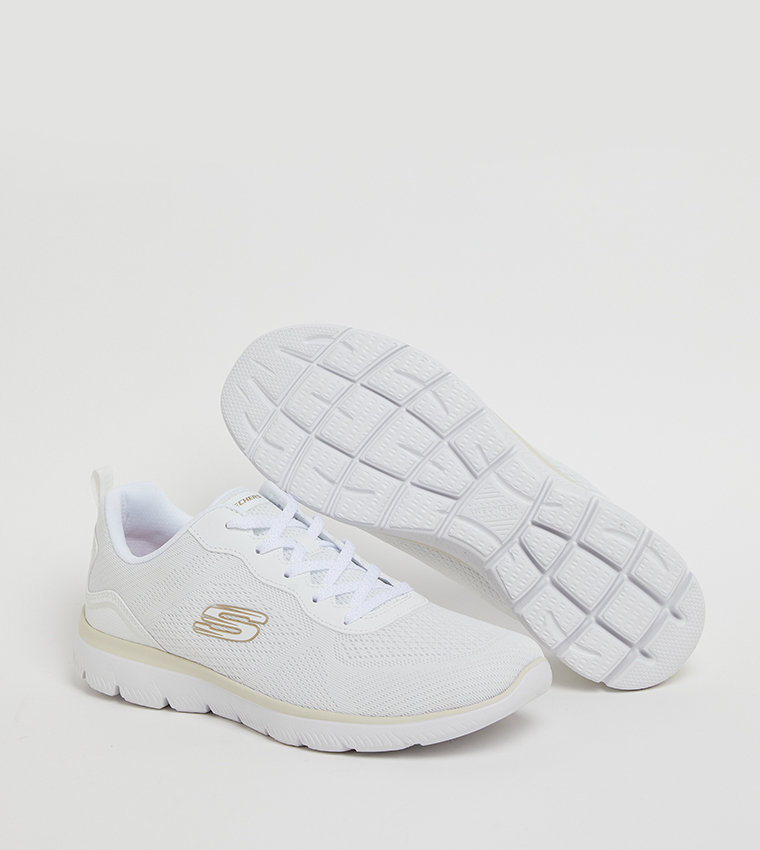 SUMMITS Textured Low Top Sneakers