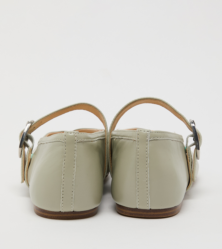 VANCEE Textured Mary Jane Shoes