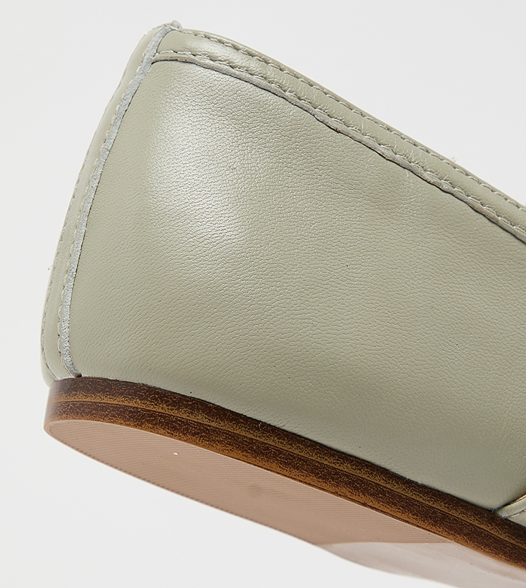 VANCEE Textured Mary Jane Shoes