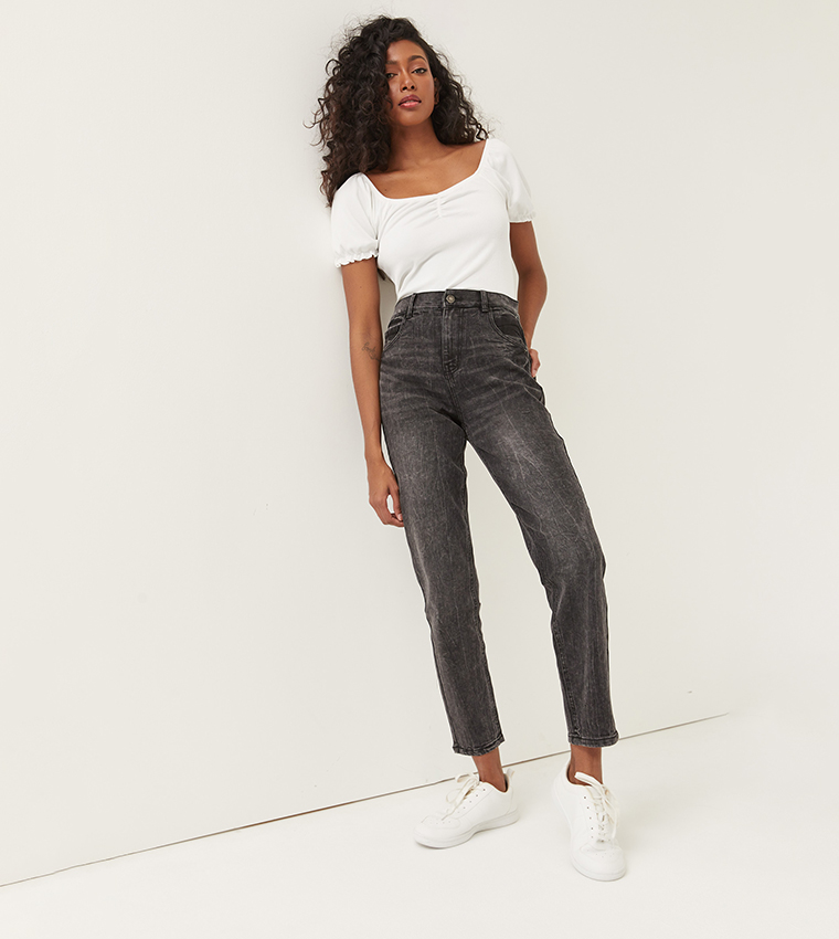 بنطال جينز بخصر عالي