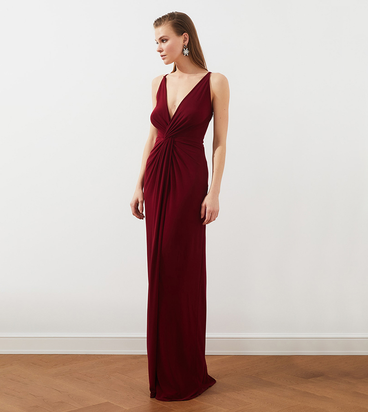 Maroon dinner dress best sale