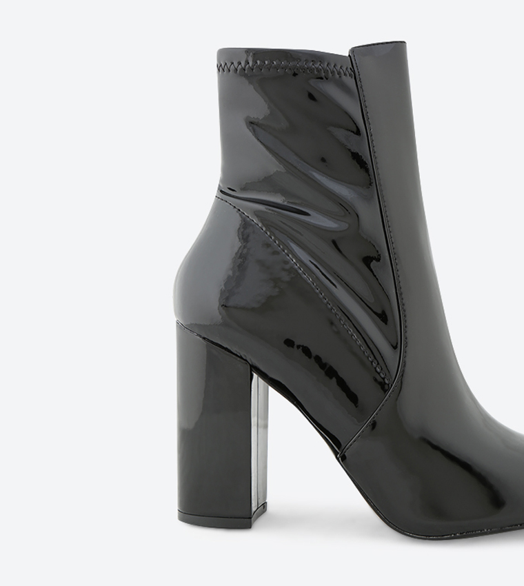 Buy Aldo Aurella Boots Black In Black 6thStreet Bahrain