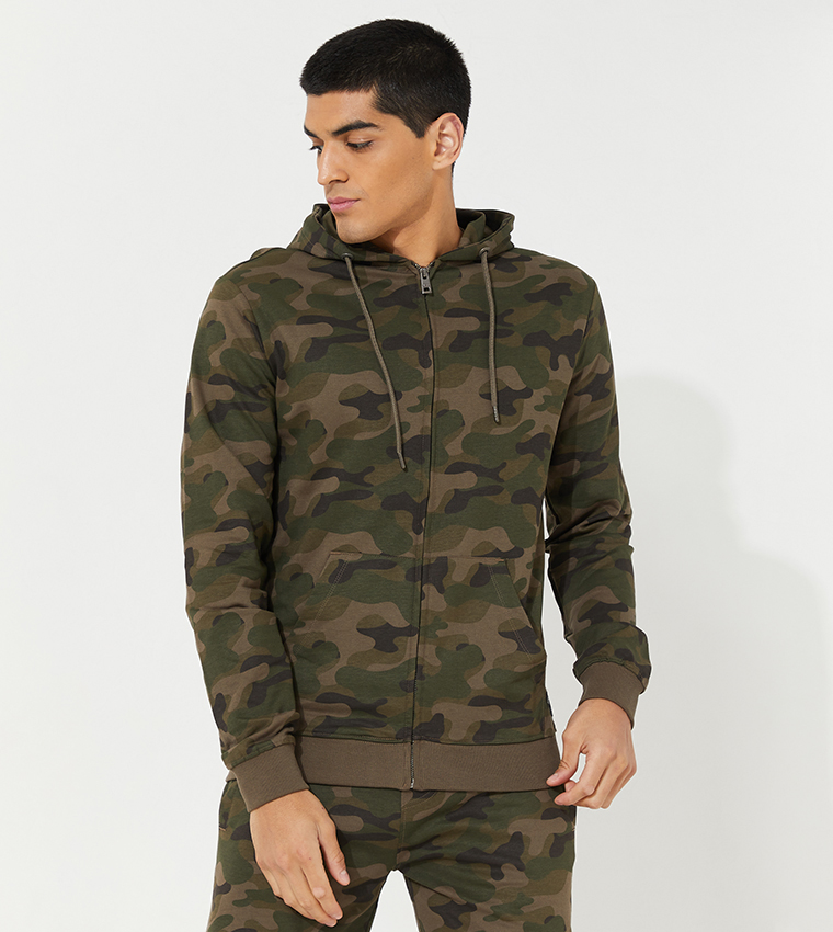 Buy Aeropostale Men s Long Sleeves Hoodie In Green 6thStreet Kuwait