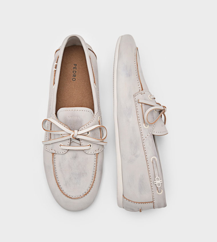 حذاء قارب جلد 