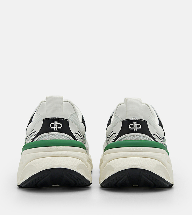 NOVO Cyclone Runner Sneakers